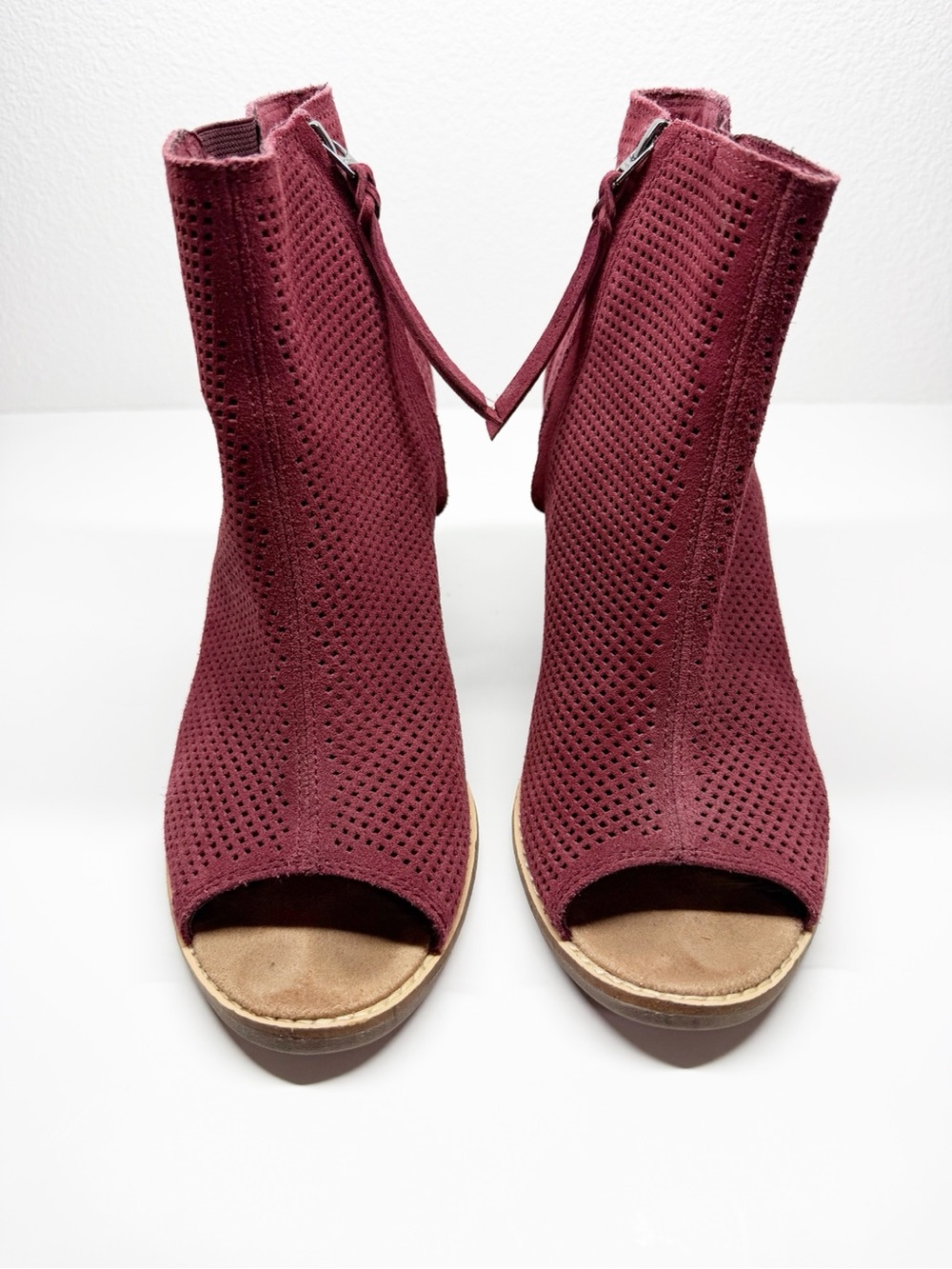 Toms Majorca Oxblood Perforated Suede Open Toe Ankle Boots - Picture 2 of 12